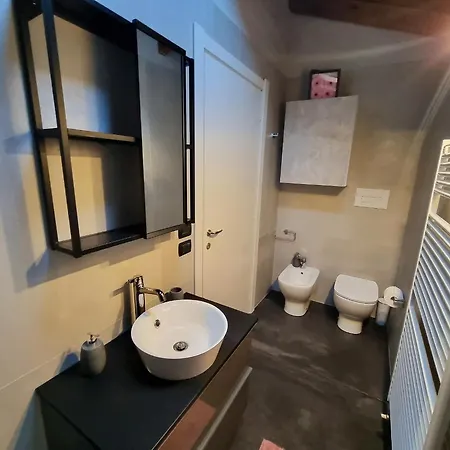 Apartment Francesca's Heart Desenzano-by Goccia Di