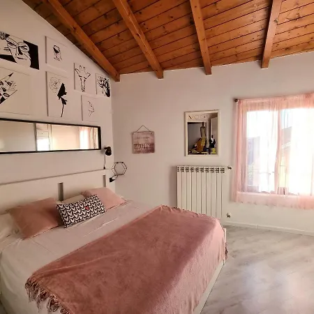 Apartment Francesca's Heart Desenzano-by Goccia Di *